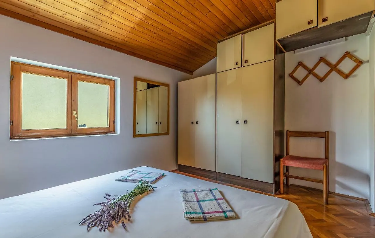 Apartment Lorencin Milka Medulin