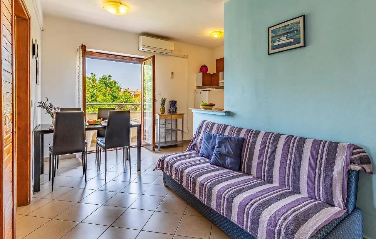 Apartment Lorencin Milka Medulin
