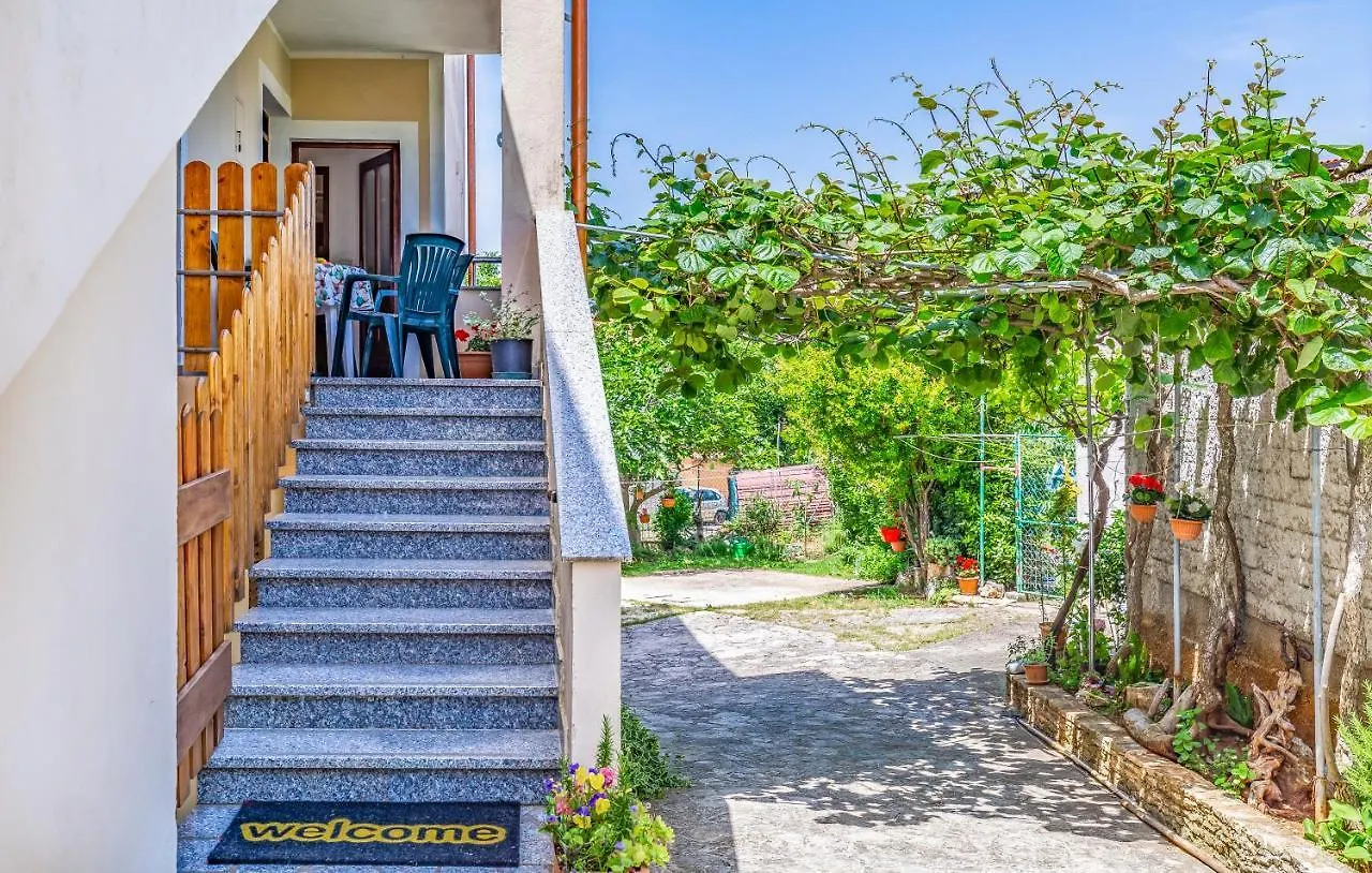 Apartment Lorencin Milka Medulin